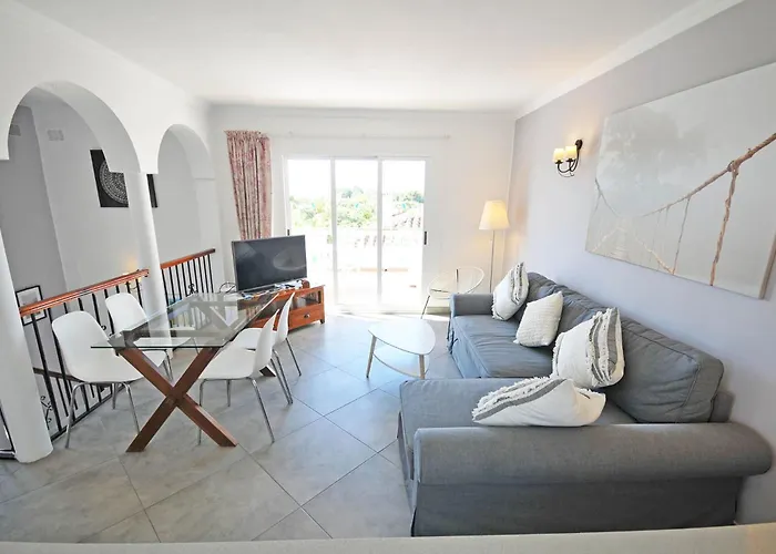 Palmas 15b, Oasis De Capistrano